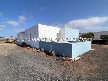 fuerteventura-apartment-forsale-propertu-estate-agent-inmobiliaria-immobilien-comprar-apartamento-agence-immobiliere-immobiliare-julien-8