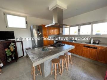 fuerteventura-apartment-forsale-propertu-estate-agent-inmobiliaria-immobilien-comprar-apartamento-agence-immobiliere-immobiliare-julien-16