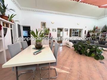 fuerteventura-apartment-forsale-propertu-estate-agent-inmobiliaria-immobilien-comprar-apartamento-agence-immobiliere-immobiliare-julien-13