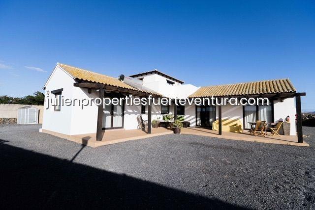 Image No.1-3 Bed Villa for sale