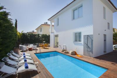 Protaras-Holiday-Villa-Chateau-Blanc-2