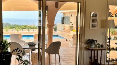 Exceptional-Six-Bedroom-Villa-with-Annex-in-Sea-Caves-Paphos-Cyprus--2177--8-