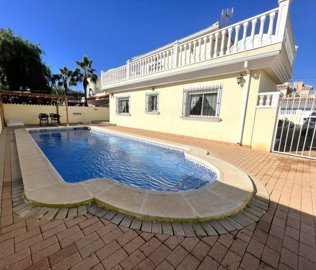 233-villa-for-sale-in-estrella-mar-97672-larg