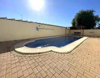 233-villa-for-sale-in-estrella-mar-97671-larg