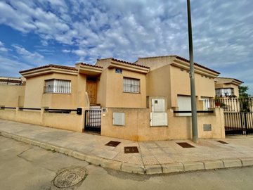 678-semi-detached-villa-for-sale-in-el-algar-