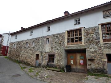 1 - Pola de Somiedo, Apartment