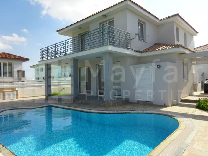 Image No.1-3 Bed Villa / Detached for sale