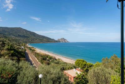 V556-AMPIO-APPARTAMENTO-VISTA-MARE-KEFAHELION-SANT-AMBROGIO---CEFALU----2-