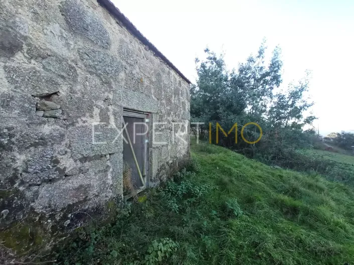 Image No.1-Ferme de 1 chambre à vendre à Celorico da Beira