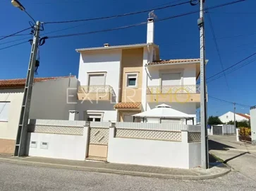 1 - Abrantes, Villa