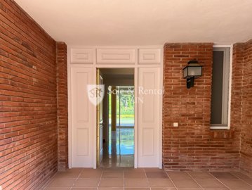 802-j-casa-en-venta-en-gran-terreno-con-pisci