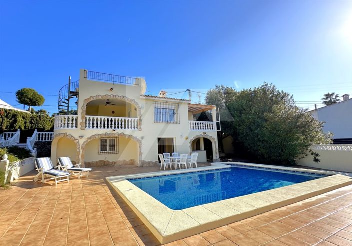 Image No.1-4 Bed Villa for sale