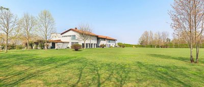 modern-villa-in-lombardy28