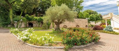 magnificent-villa-for-sale-near-rome17