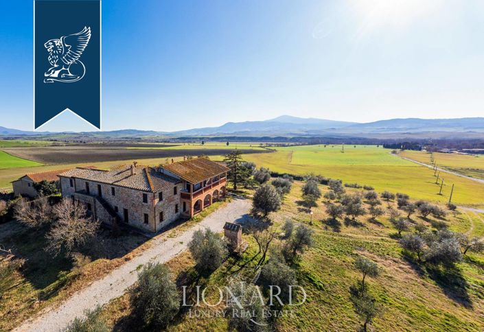 Image No.1-Ferme de 6 chambres à vendre à Pienza