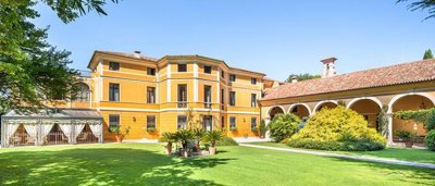 luxury-villa-in-veneto-for-sale-91