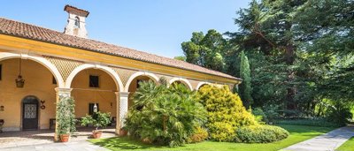 luxury-villa-in-veneto-for-sale-94