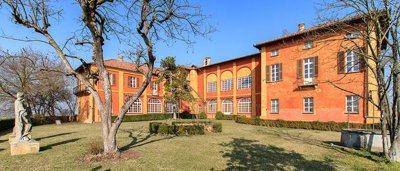 2477761castello-asti-1