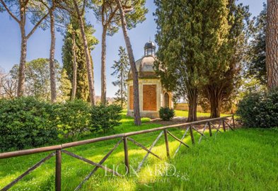 meravigliosa-villa-in-vendita-a-monteulciano8