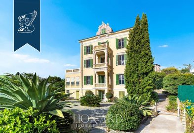 1 - Bordighera, Property