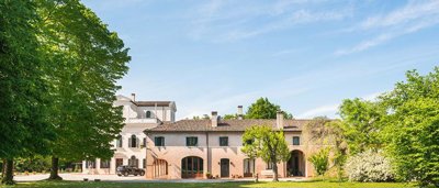 magnificent-villa-for-sale-in-veneto99