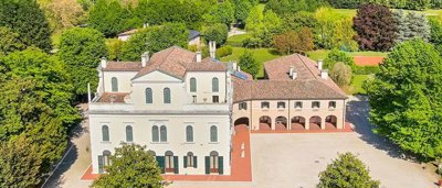 magnificent-villa-for-sale-in-veneto109