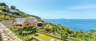 luxury-villa-for-sale-in-capri1