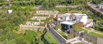 luxury-villa-for-sale-in-capri53