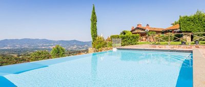 charming-farmhouse-in-tuscany-for-sale14