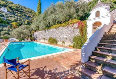 incantevole-villa-con-piscina-vista-mare202xx