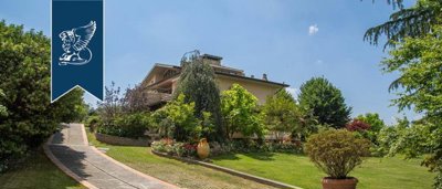 1 - Arezzo, Property