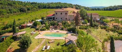 amazing-farmhouse-in-tuscany-for-sale-3