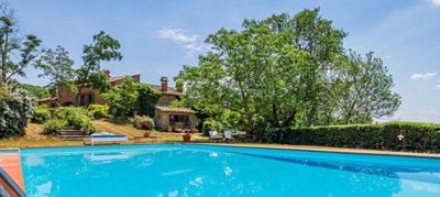 charming-property-in-tuscany-for-sale-51