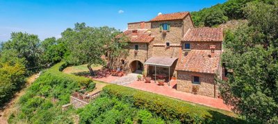 charming-property-in-tuscany-for-sale-7