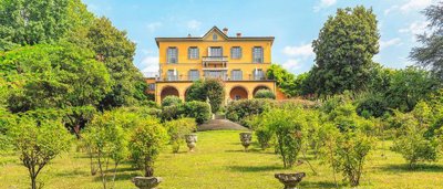 exclusive-villa-in-lombardia17