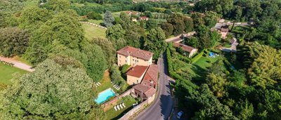 prestigious-villa-with-pool-in-tuscany3