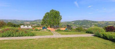 1 - Pavullo nel Frignano, Property