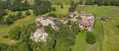 castle-for-sale-in-emilia-romagna7