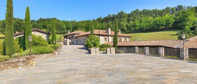 castle-for-sale-in-emilia-romagna21