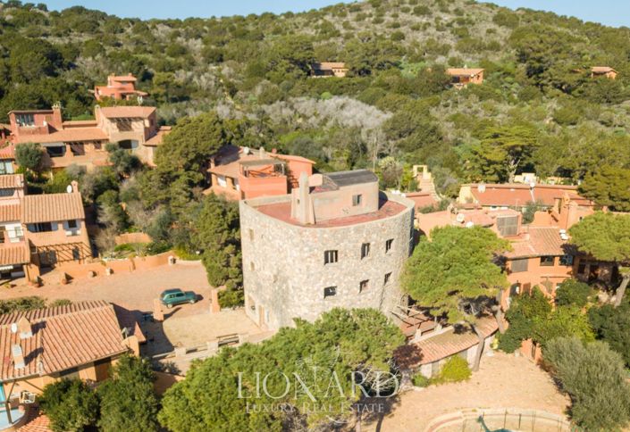 Image No.1-Propriété de 11 chambres à vendre à Grosseto