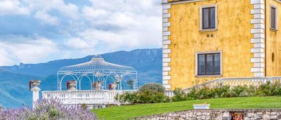 luxury-resort-for-sale-in-campania11