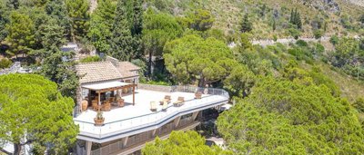 wonderful-villa-for-sale-in-sperlonga-9