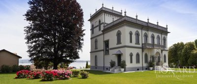 1581139villa-lago-maggiore