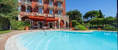 084167hotellagoweb