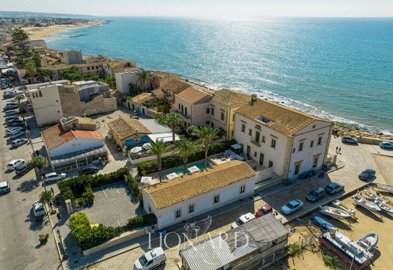 exclusive-hotel-for-sale-in-sicily76xxl