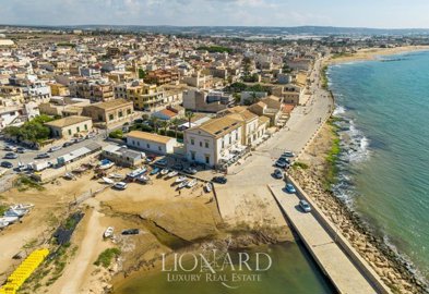 exclusive-hotel-for-sale-in-sicily83xxl