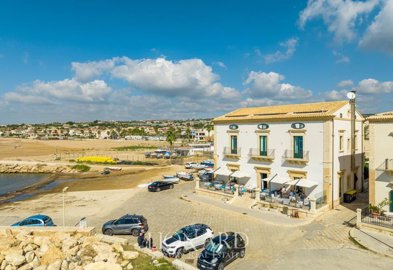 exclusive-hotel-for-sale-in-sicily80xxl