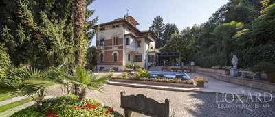 2022653villa-lusso-laghi