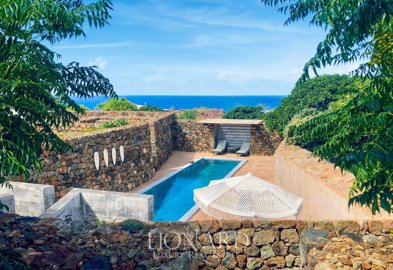 1 - Pantelleria, Property