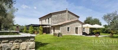 1631686tenuta-toscana